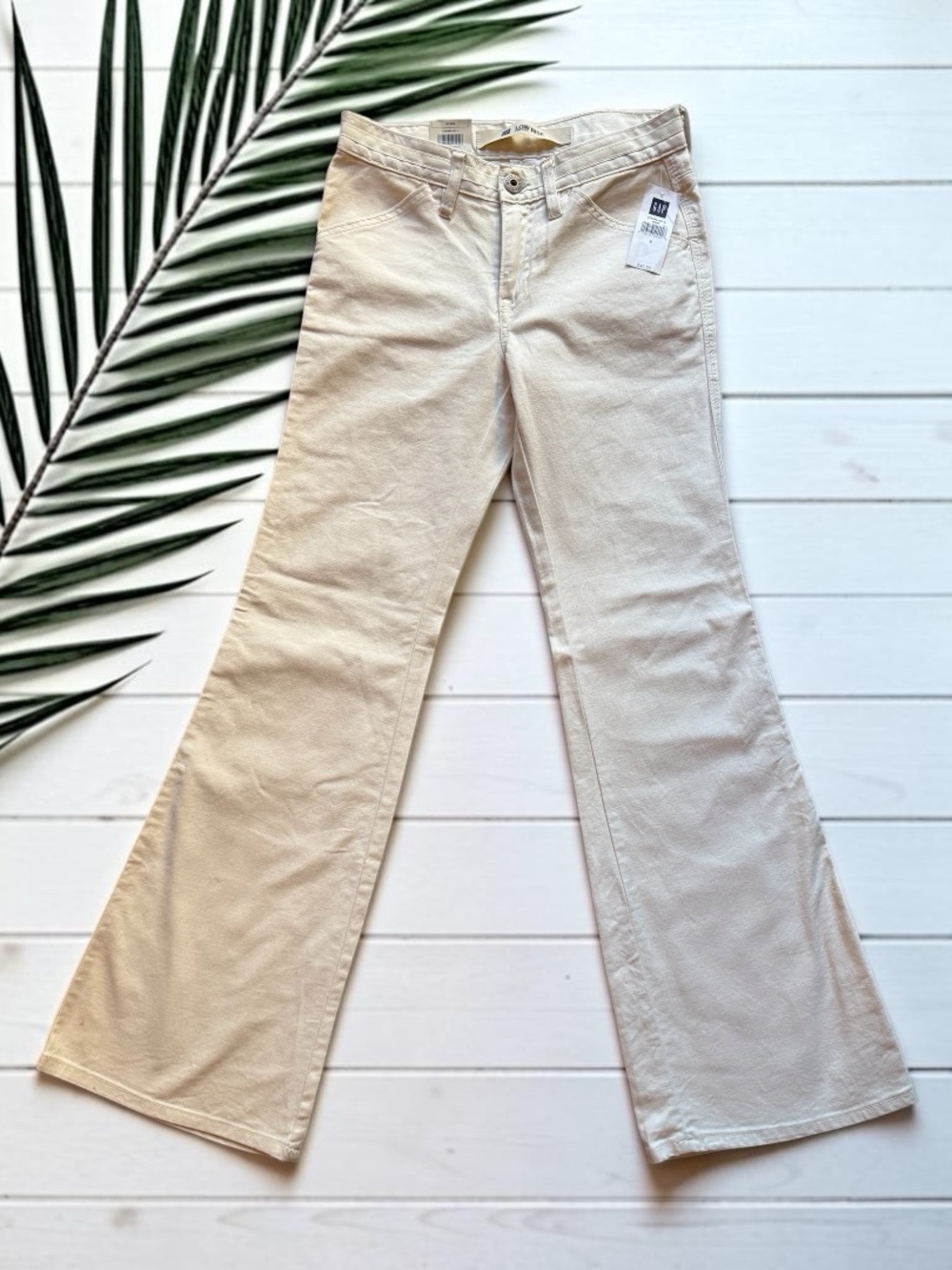 NWT Gap Low Rise Flare Jeans Size 0 Cream Off White Stretch Y2K Bootcut Pants